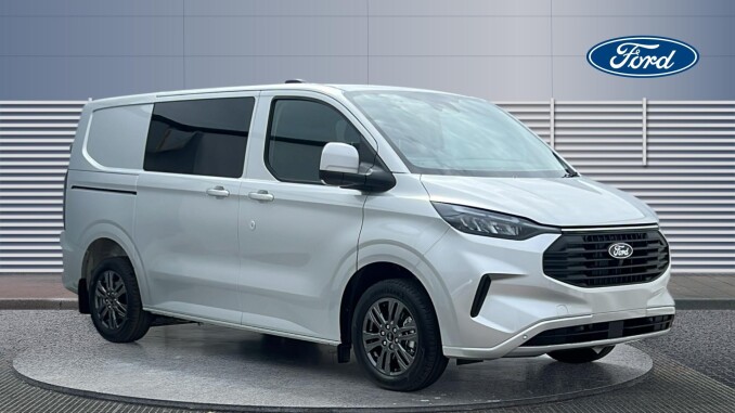 Ford Transit Custom 320 L1 Diesel Fwd 2.0 EcoBlue 136ps H1 Double Cab Van Limited - Image 1